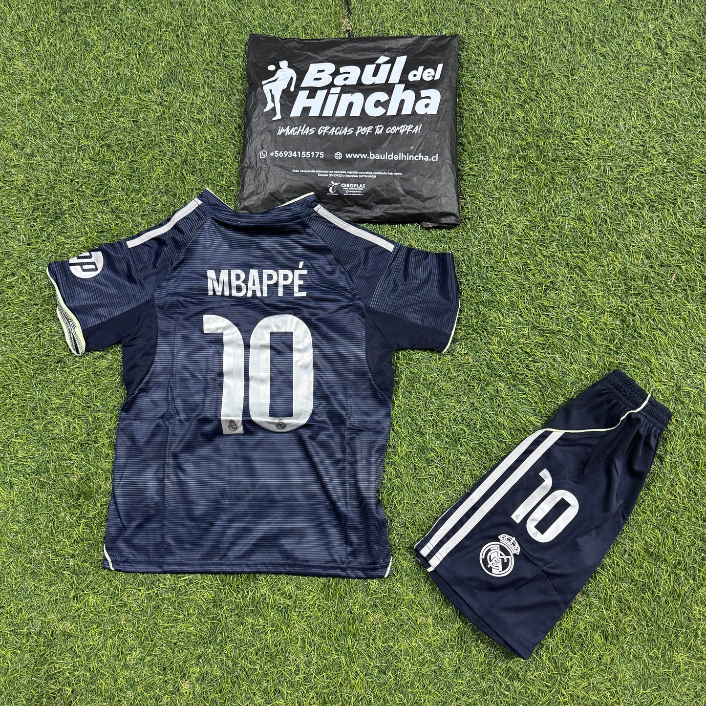 Kit Real madrid Visita NIÑO 2025-2026