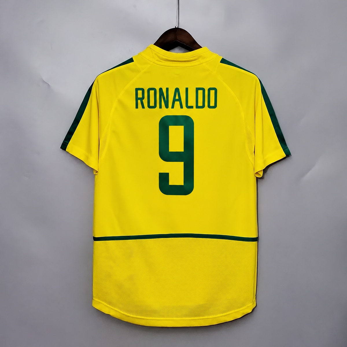 Camiseta Brasil Local 2002 Versión Retro