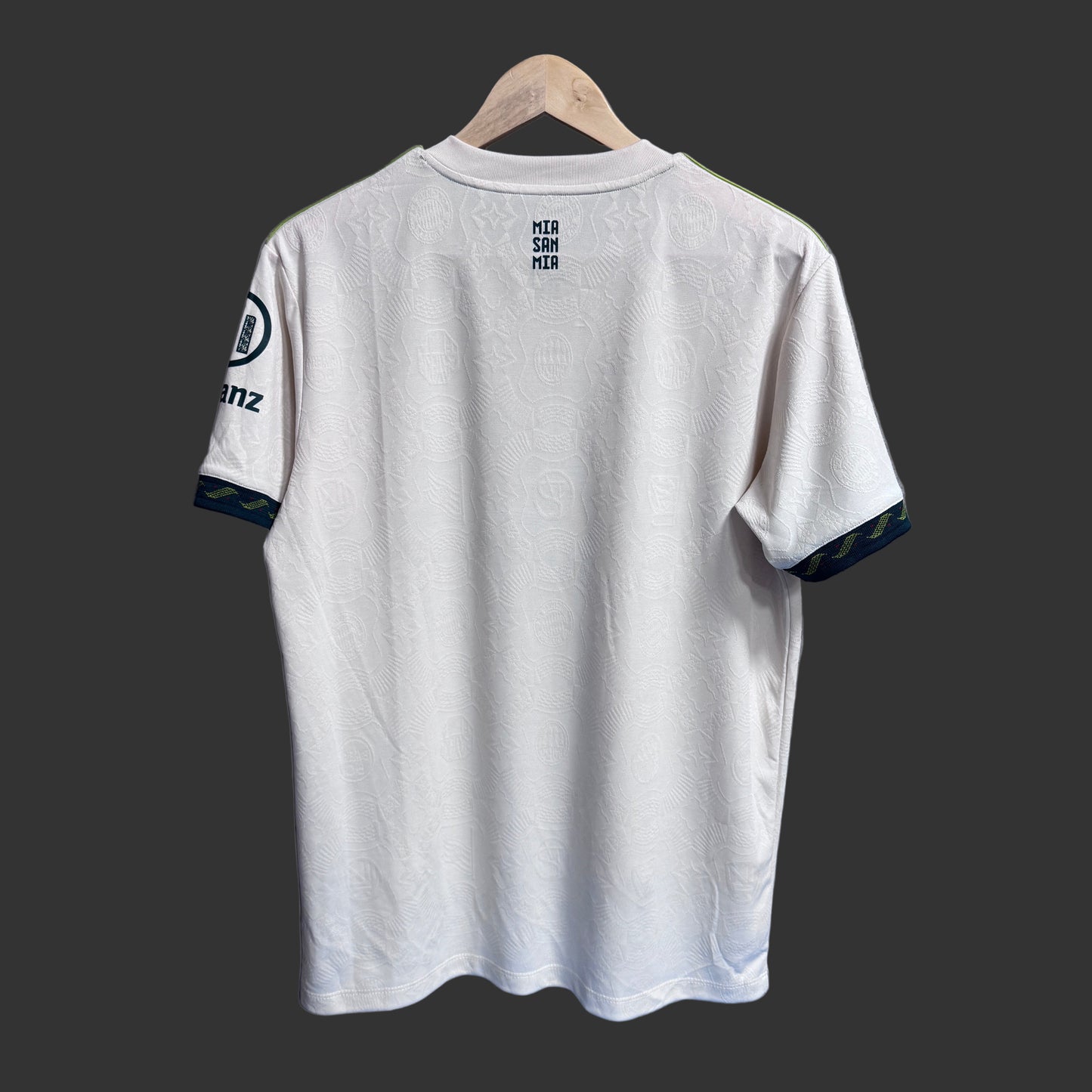 Camiseta Bayern Múnich Oktoberfest 2025-2026 Versión Básica