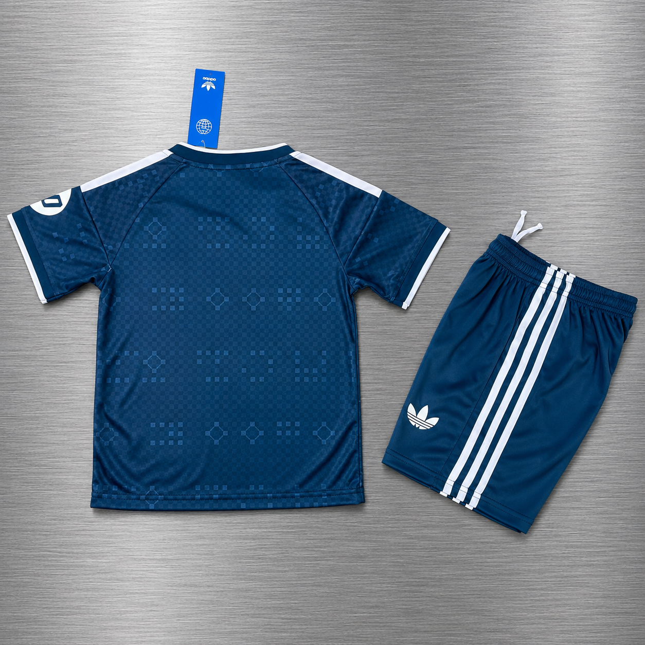 Kit Real Madrid  visita  2026/2027 Versión Infantil Niño