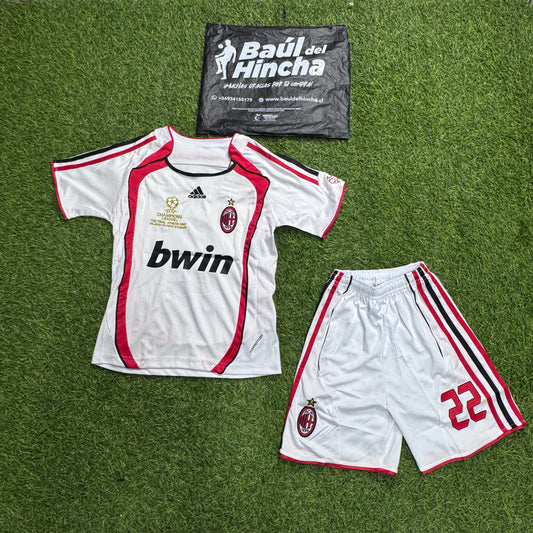 Kit Milan Visita 2006 / 2007 retro Niño