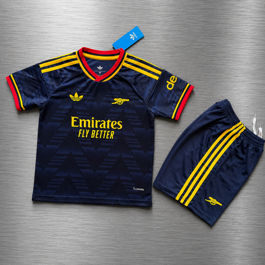 Kit Arsenal Visita  2026/2027 Versión Infantil Niño