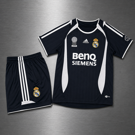 Kit Real Madrid Visita 2006-2007 Versión Retro Infantil Niño