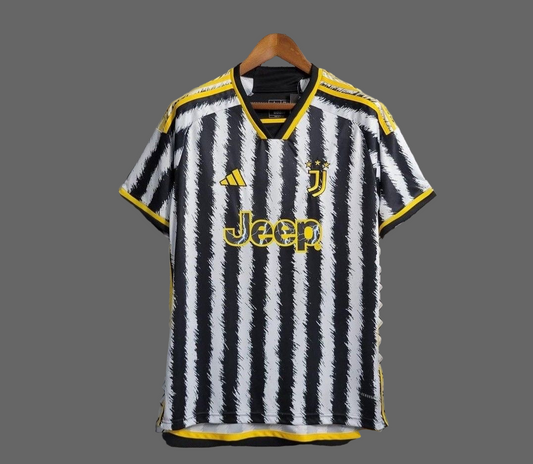 Camiseta  Juventus  Local 2023-2024 Versión Fan