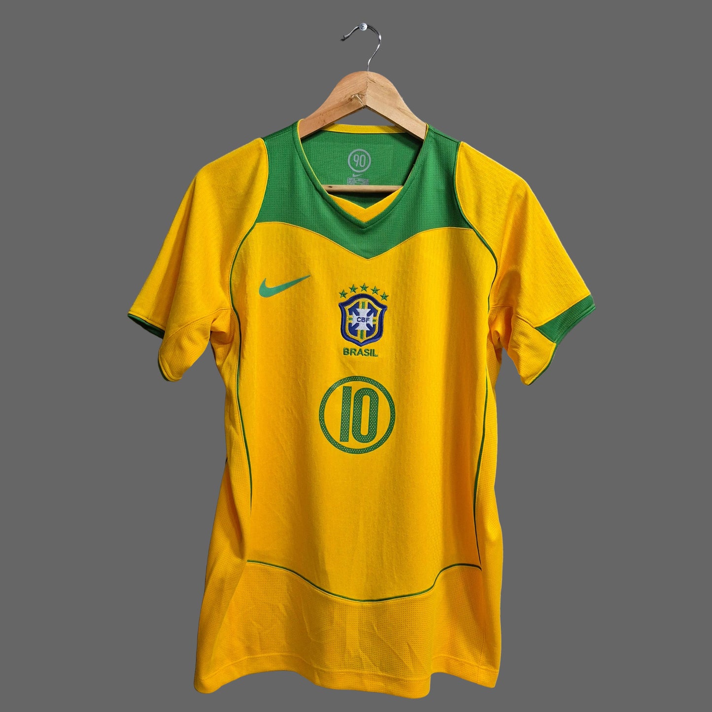 Camiseta Brasil 2004 Versión Retro Básica
