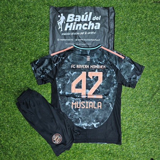 Kit Bayern Munich Visita Niño 2024/2025