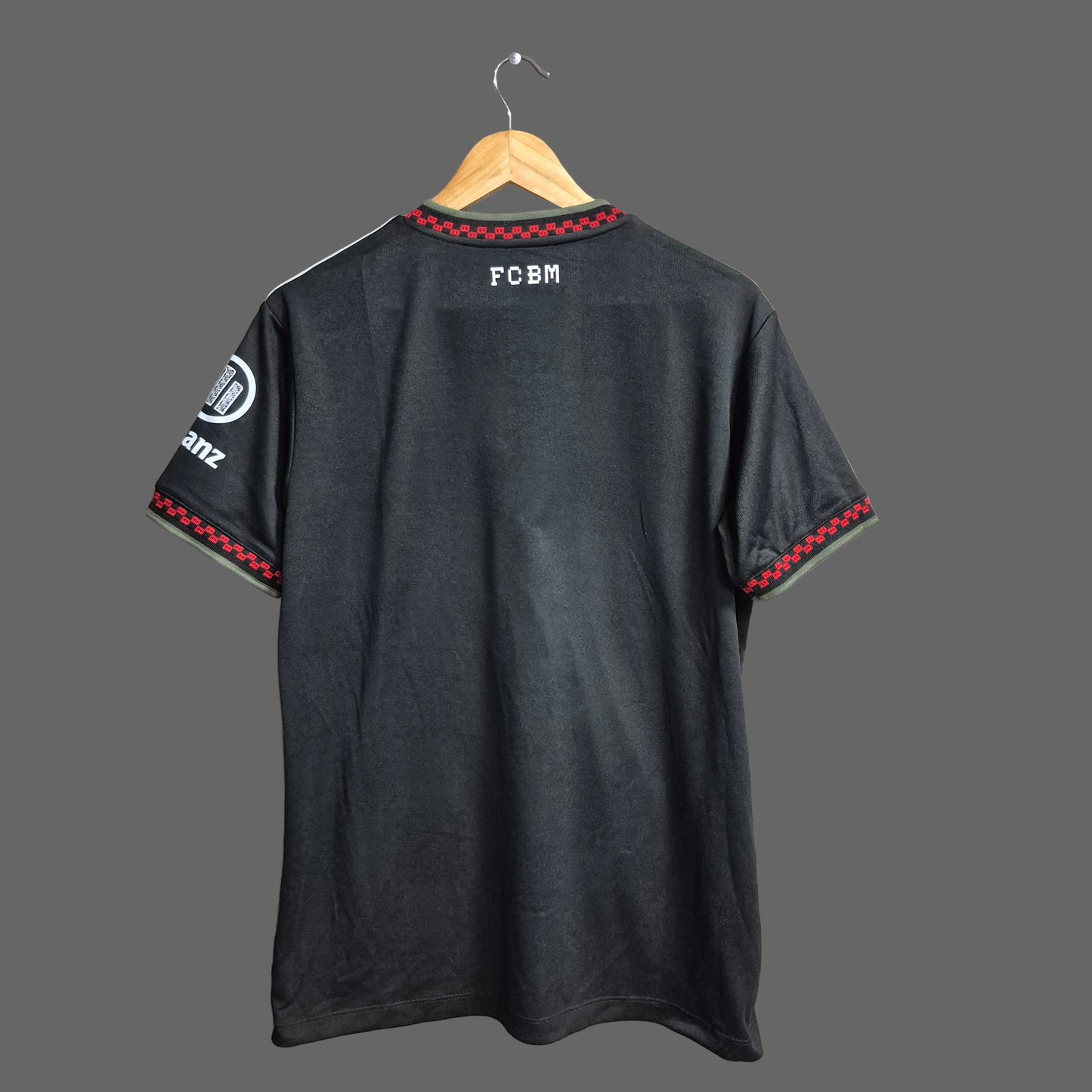 Camiseta Bayern Tercera 2025-2026 Versión Básica